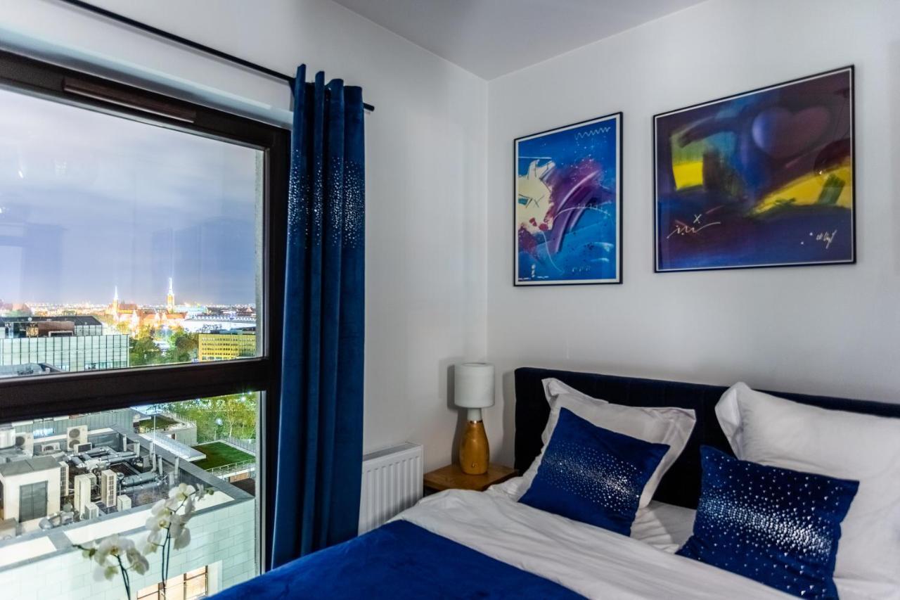 Glamour Apartment City View Вроцлав Екстериор снимка