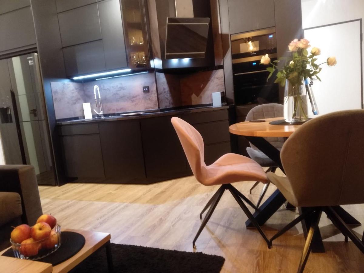 Glamour Apartment City View Вроцлав Екстериор снимка